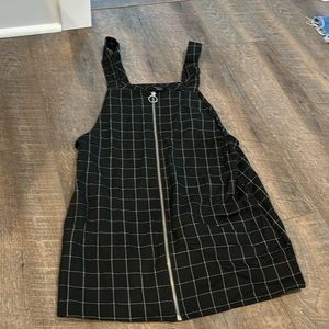 Black graph print game day jumper/ dress